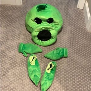 Pea Shooter Costume